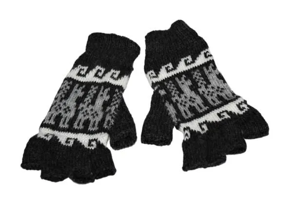 Alpaca Inca Patterned Fingerless Gloves