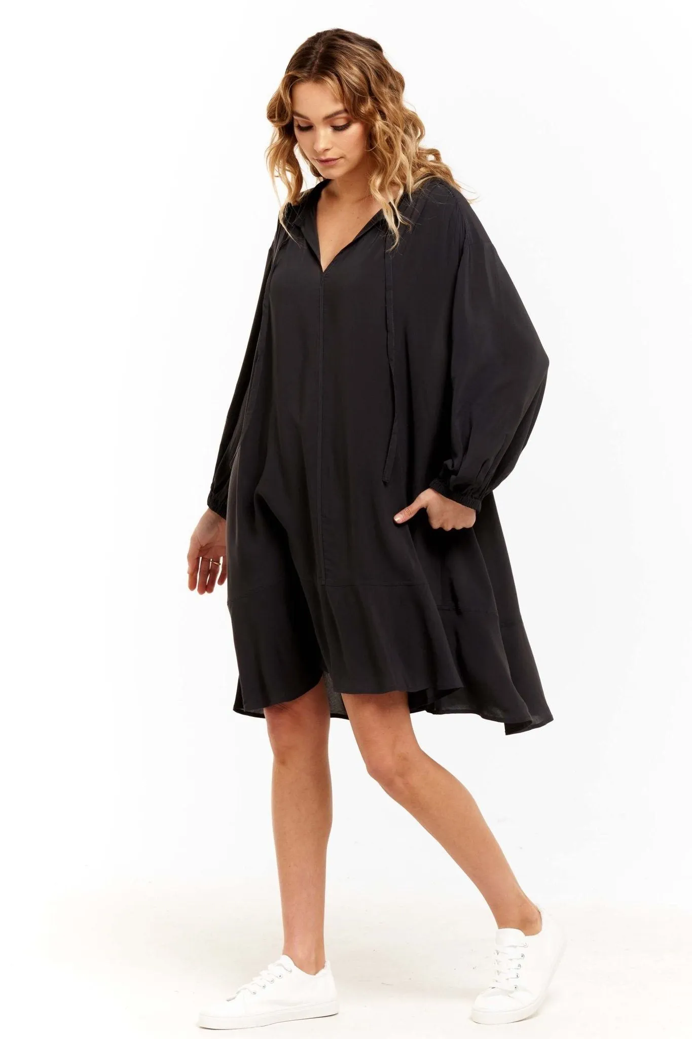 Betty Basics Samara Dress in Petrol Black