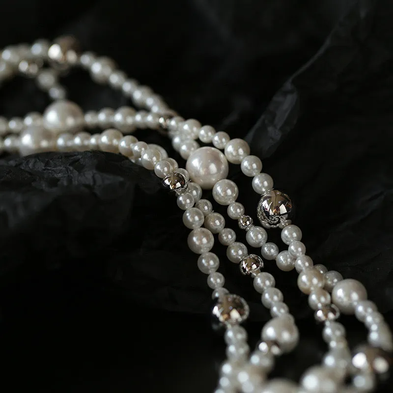 Elegant Pearl Cascade Necklace