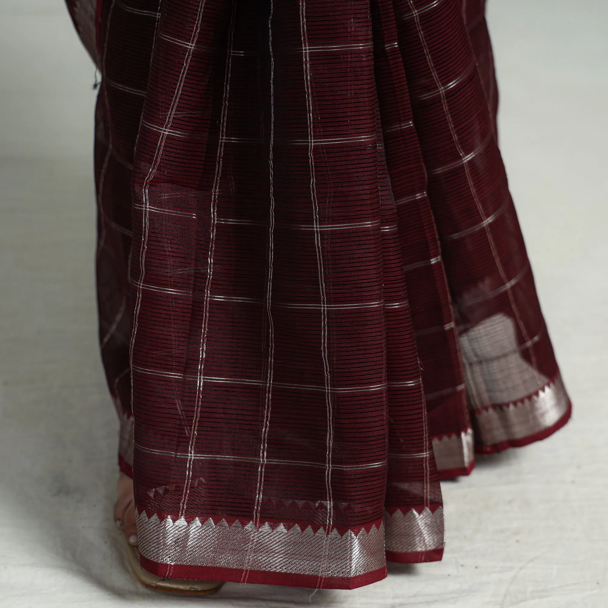 Maroon - Mangalagiri Handloom Silk Cotton Check Saree with Zari Border