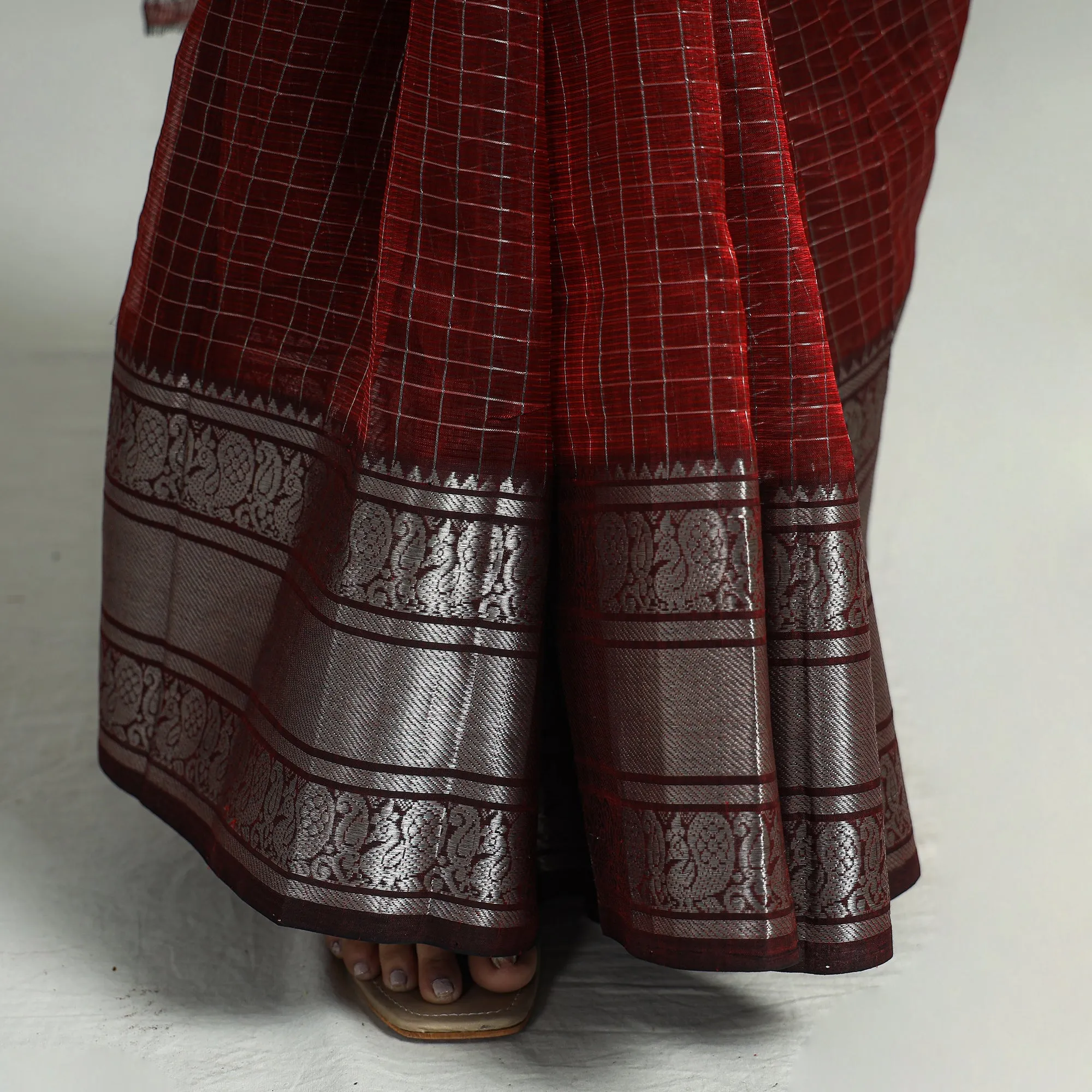 Maroon - Mangalagiri Handloom Silk Cotton Small Check Saree with Zari Border