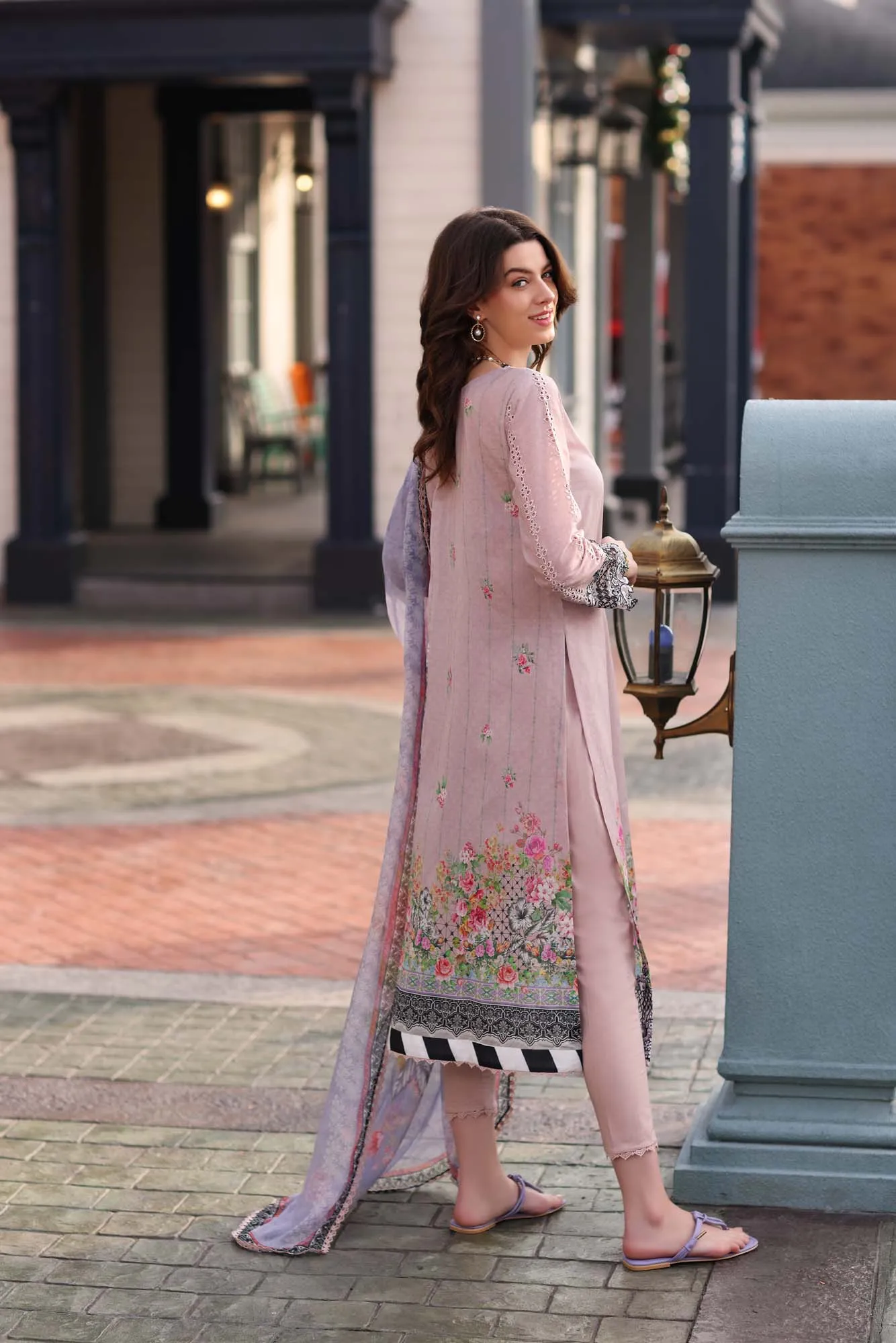 Noor by Saadia Asad Luxe PrintKari Lawn Collection – D7-A