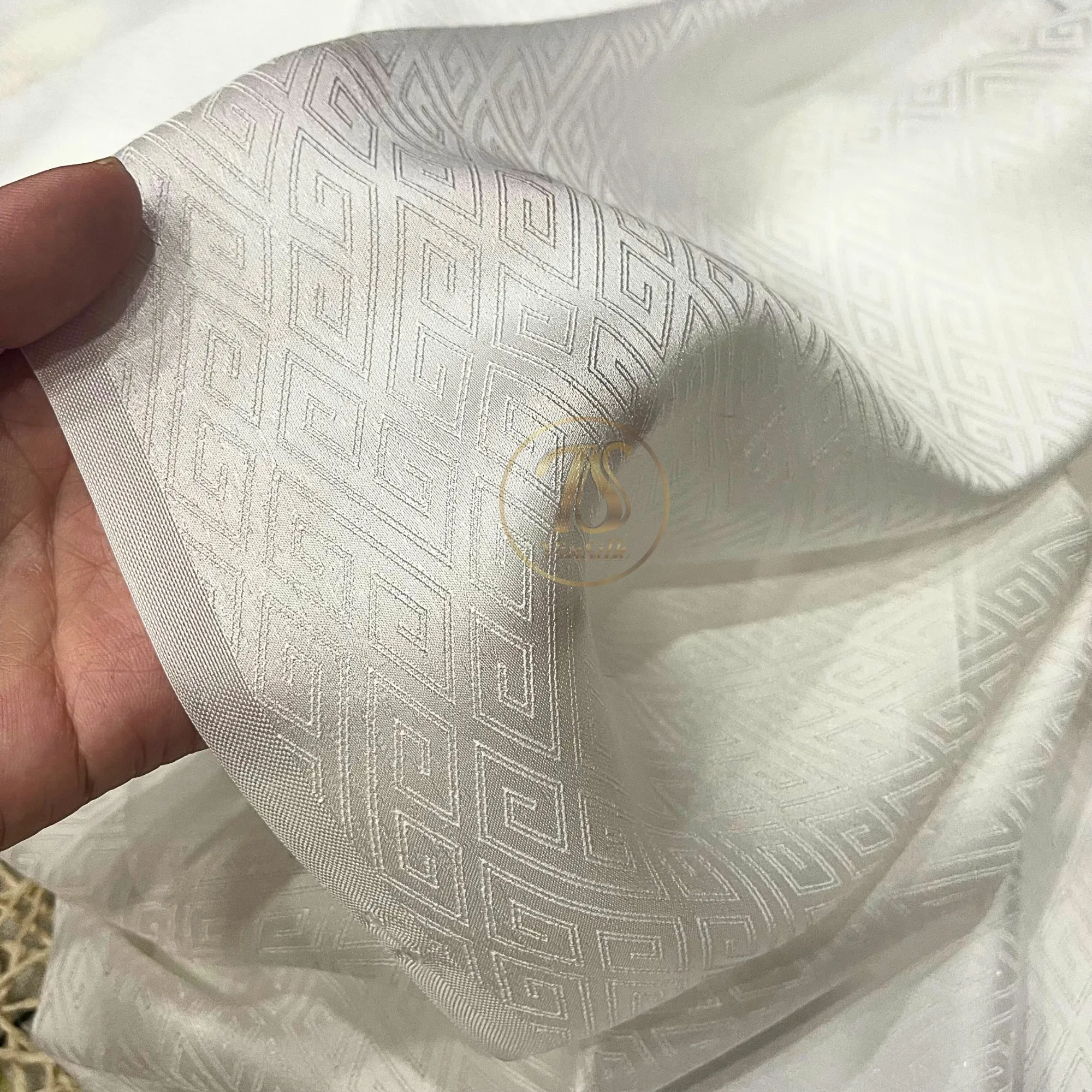 PATTERN MULBERRY SILK fabric by the yard - White pattern silk - Handmade silk – Sewing clothes – Silk for sewing - Gift for men