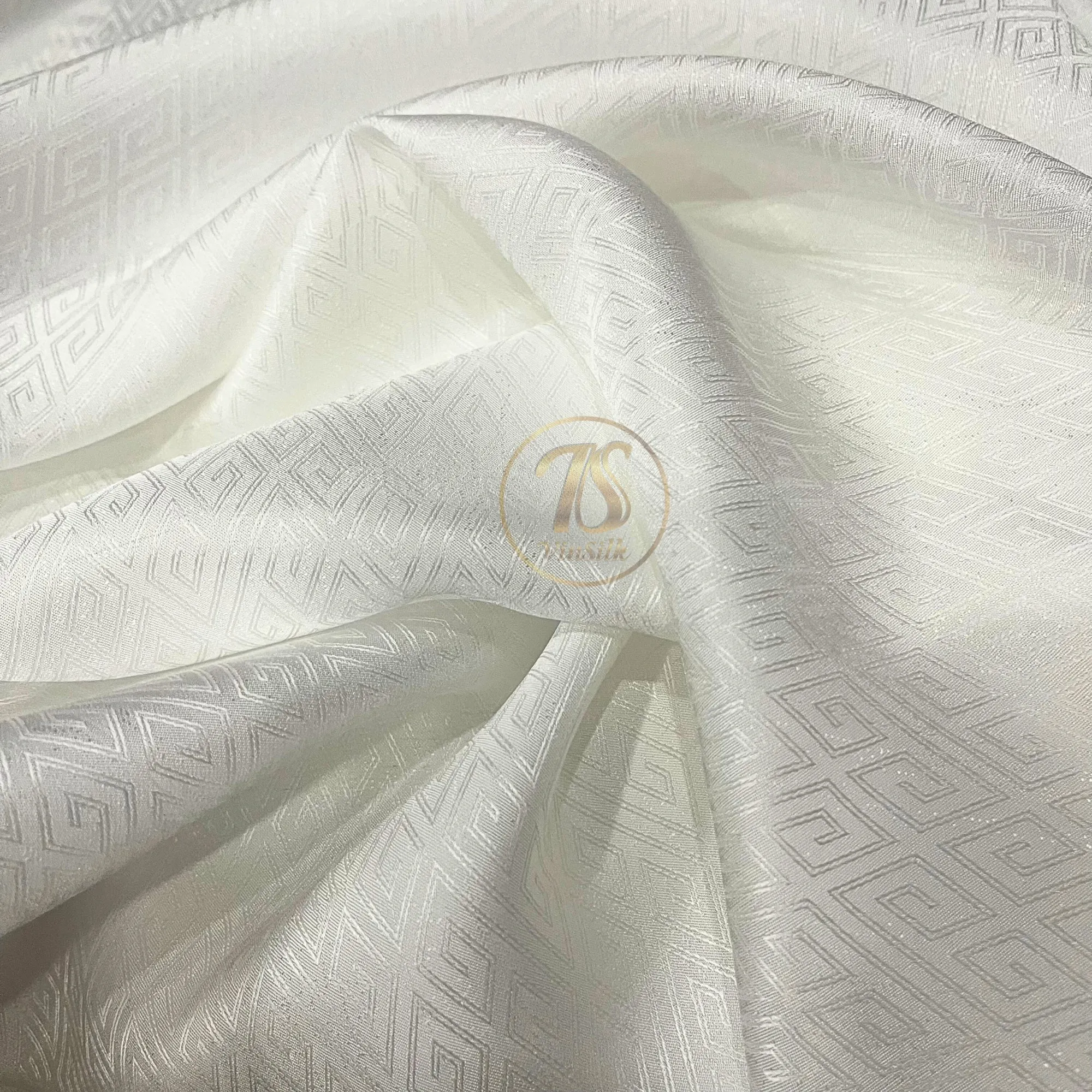 PATTERN MULBERRY SILK fabric by the yard - White pattern silk - Handmade silk – Sewing clothes – Silk for sewing - Gift for men