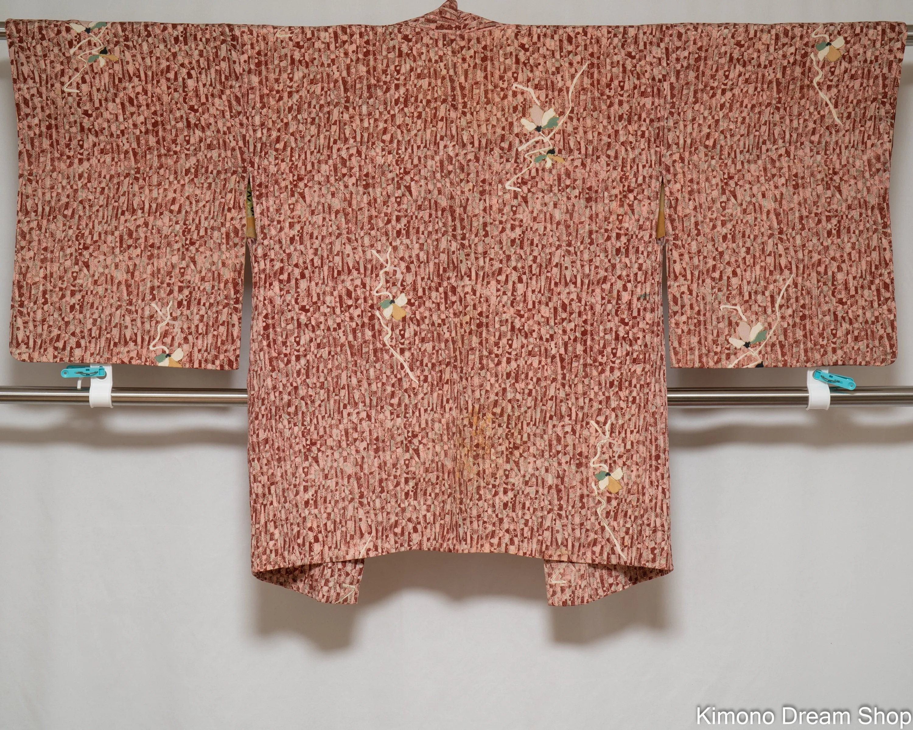 Retro 1970s Red & Pink Abstract Haori - Vintage Silk Kimono Jacket - Abstract Flowers - Hand Painted