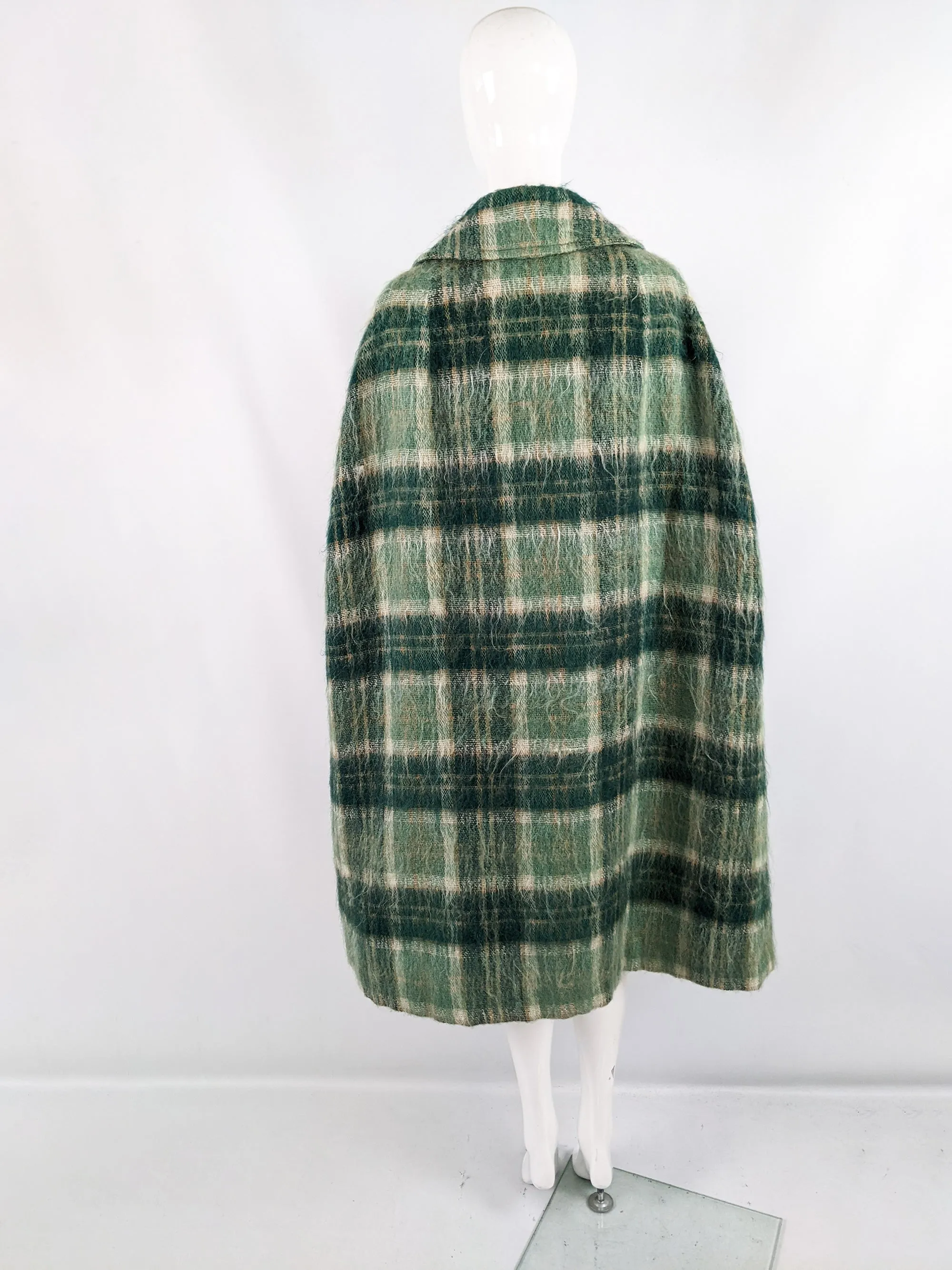 Strathtay Vintage Green Mohair & Wool Tartan Cloak, 1960s