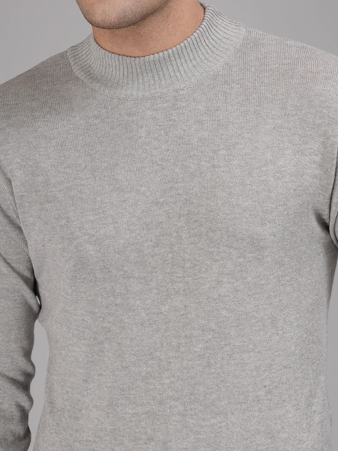 Style Quotient Men Solid Grey Knitted Regular Sweater