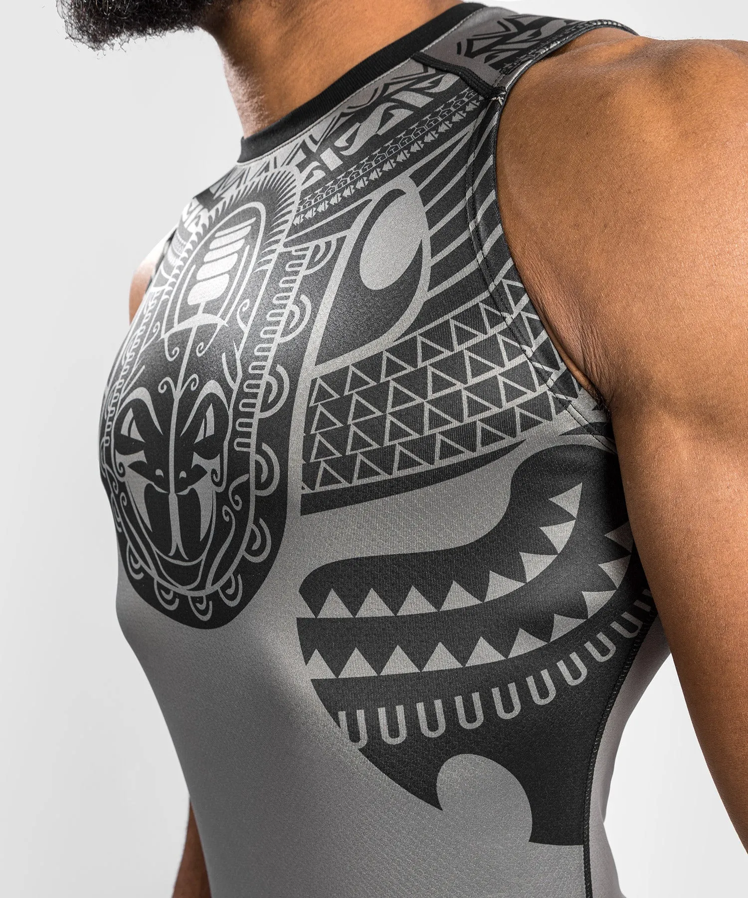 Venum Nakahi Rashguard - Sleeveless - Grey