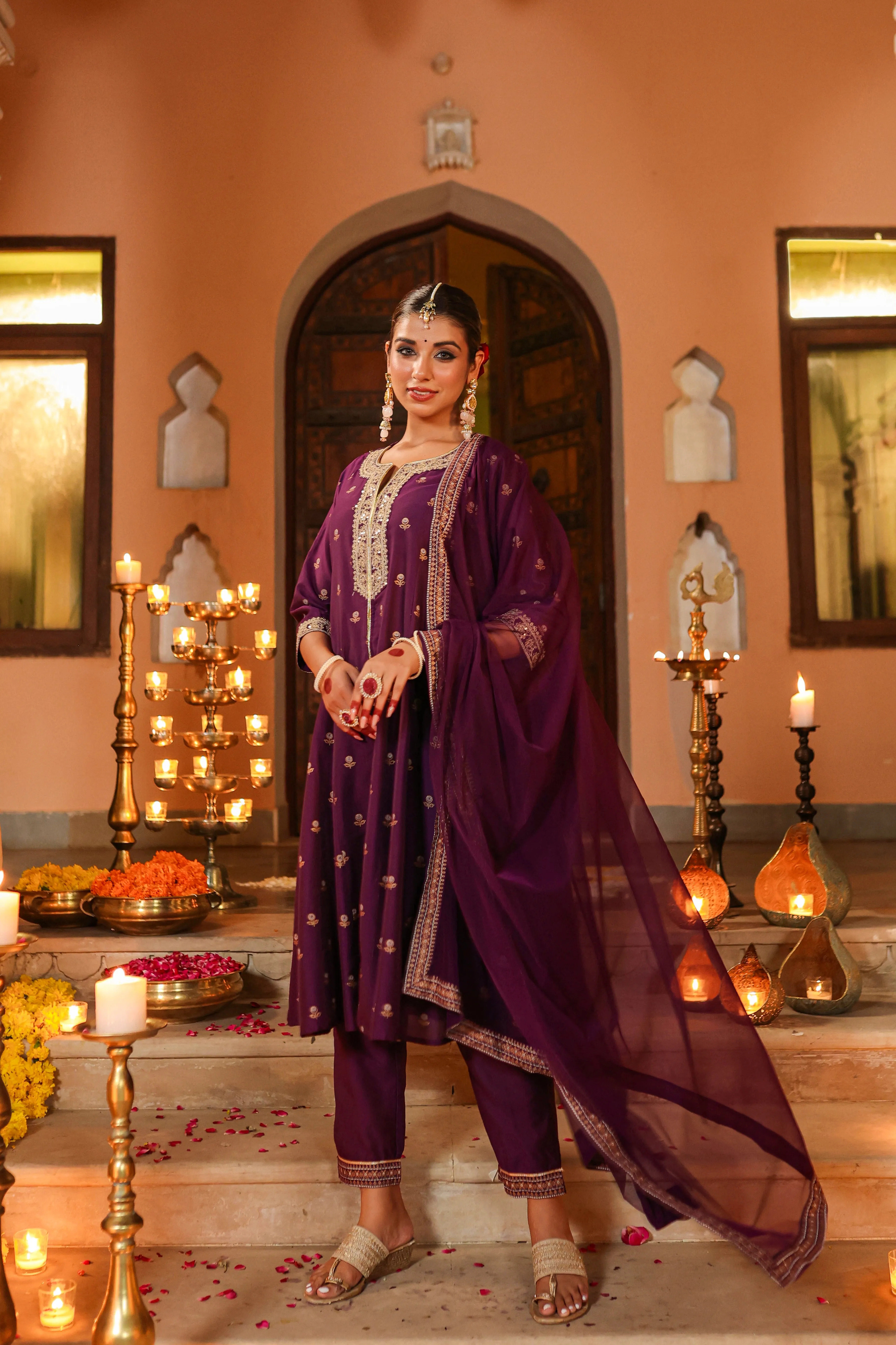 Women Purple Chanderi Printed With Embroidery Kurta, Pants & Dupatta Sets