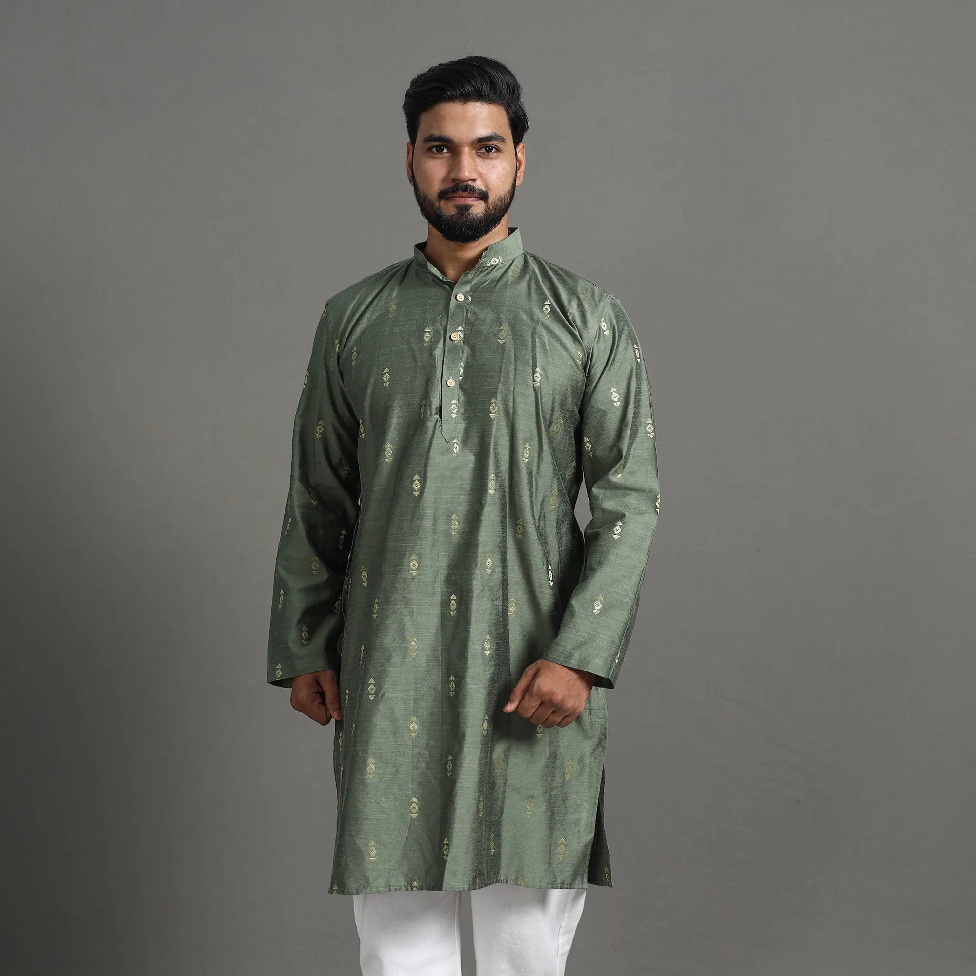 Zari Buti Spun Dupion Viscose Silk Plain Men Kurta 04