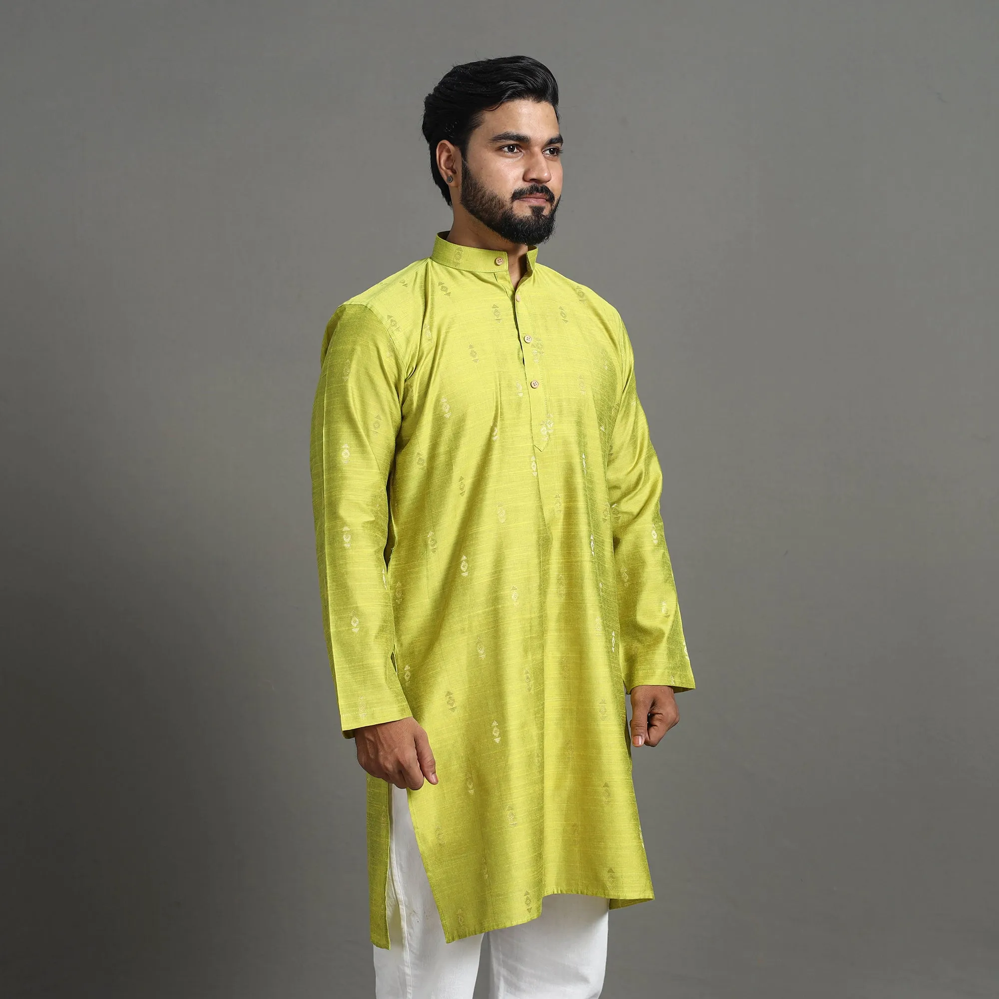 Zari Buti Spun Dupion Viscose Silk Plain Men Kurta 08